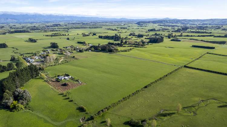 Brooklands Road Gladstone_12