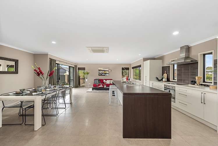 23 Moonlight Drive Rototuna North_3