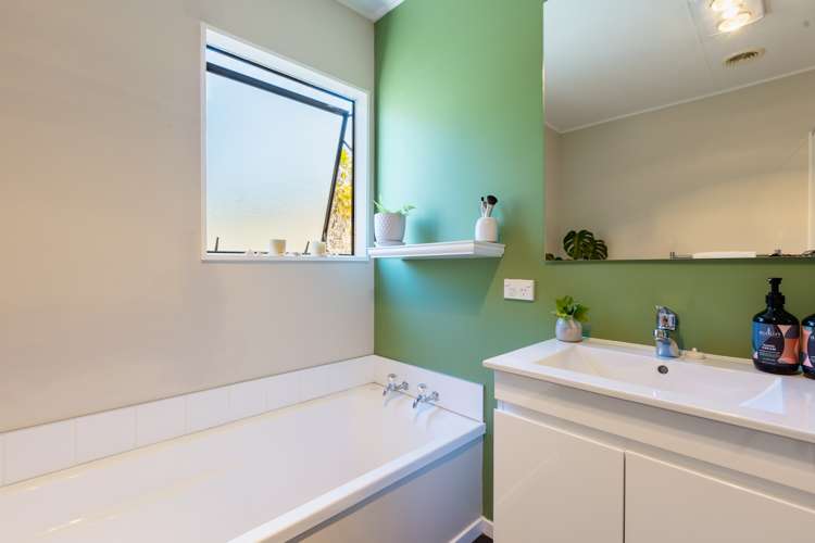 84a Matatua Road Raumati Beach_12