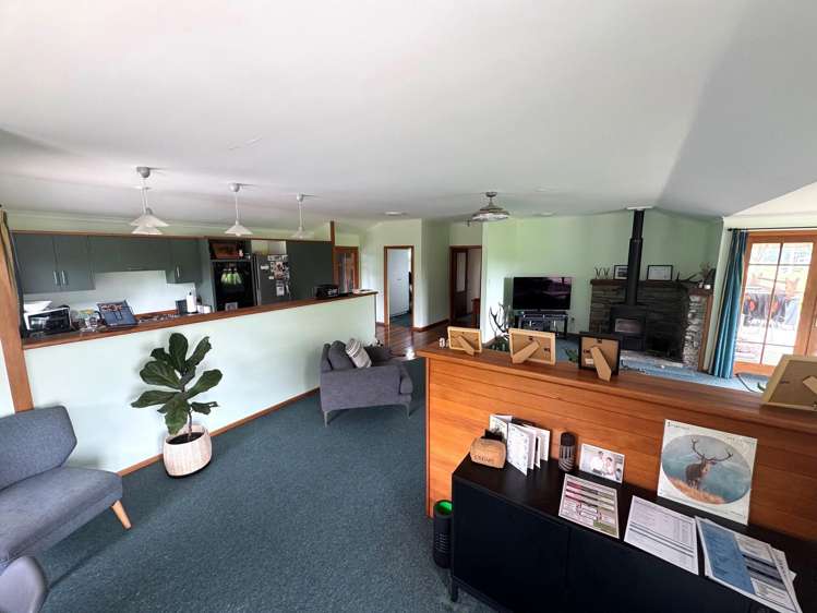 1148 Blackmount Redcliff Road Whare Creek_13