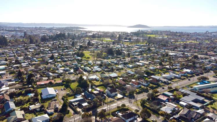 219 Malfroy Road Utuhina_13