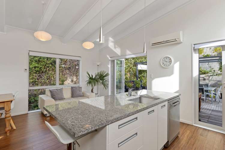 18 Ticehurst Terrace Lyttelton_8