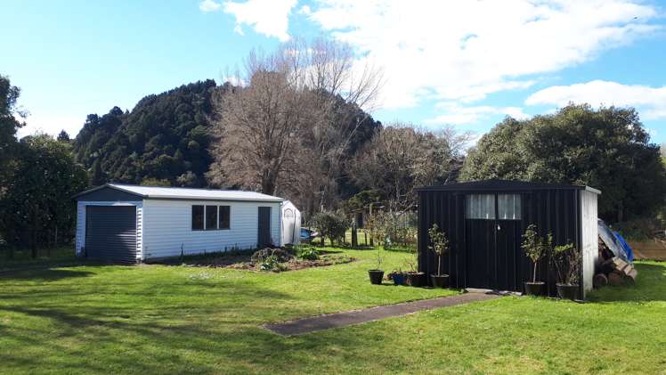 13 Nelvin Avenue Manunui_5