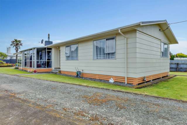 Affordable Quarter Acre Charm in Manaia