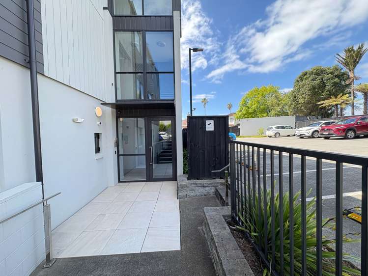 105/1 Derna Road Panmure_13