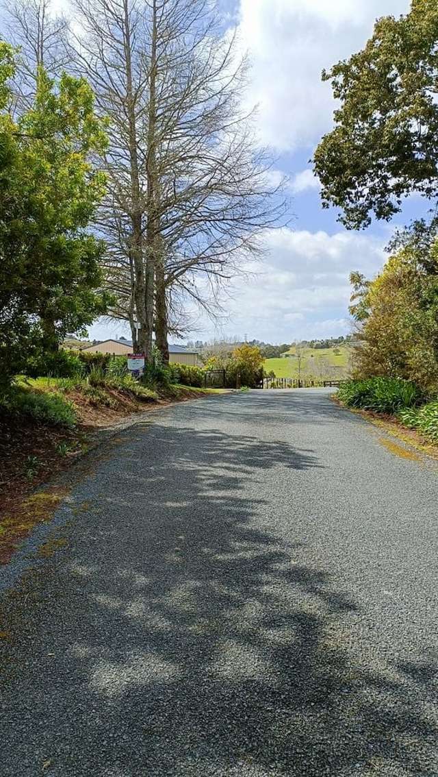 9 Nihotetea Lane Maunu_1