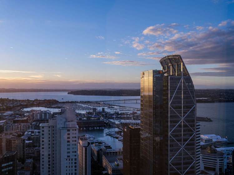 4506/10 Commerce Street City Centre_17