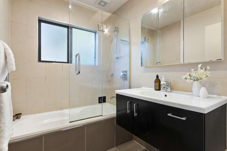 37 Oteha Valley Road Northcross_7