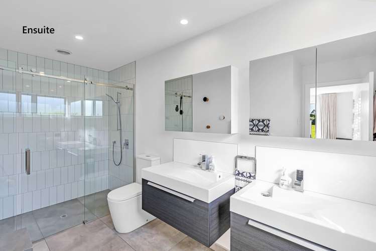 1037 State Highway 1 Te Horo_12