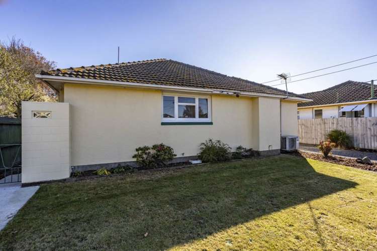 85 Hampshire Street Aranui_26