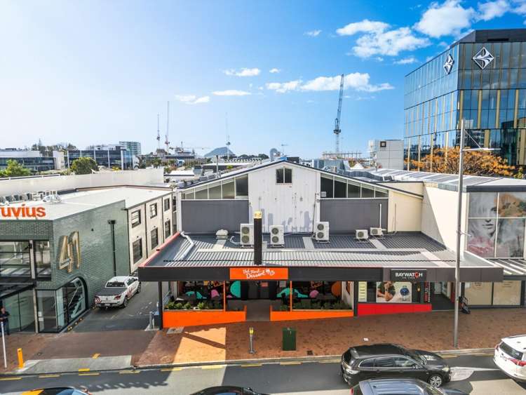 Unit 6/109 Devonport Road Tauranga Central_14