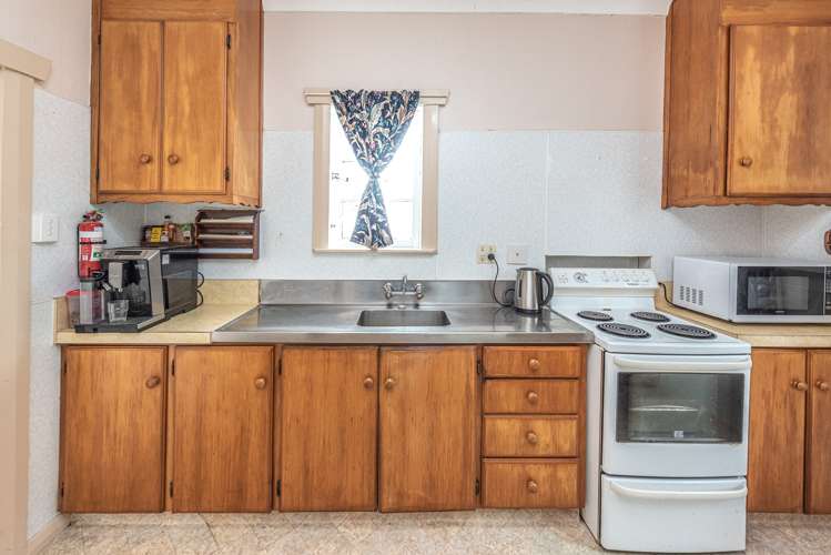 1580 South Road Manutahi_3