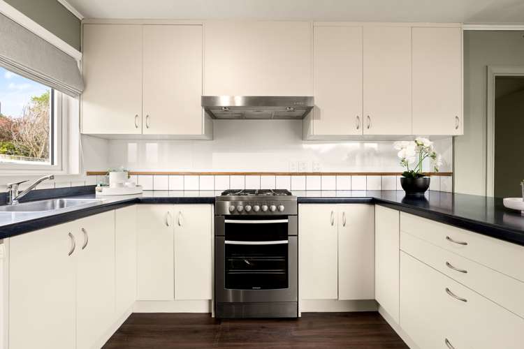 592 Brighton Road Westwood_10