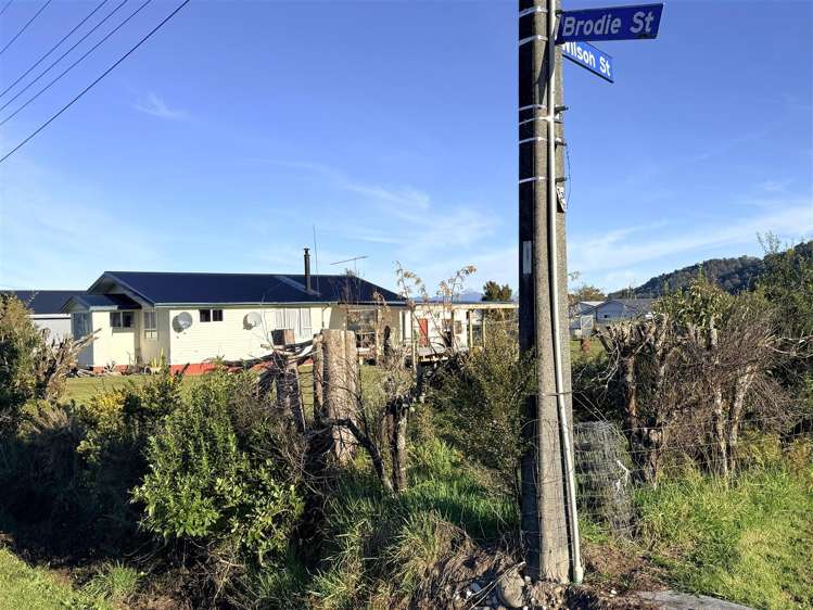 30 Brodie Street Blackball_25