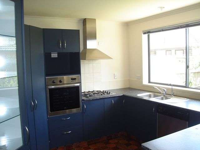 15 Nobleman Place Hamilton East_4