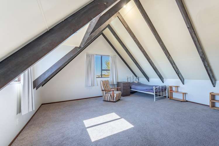 26 Huxley Street_5