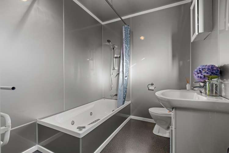 68 Great South Road Huntly_10