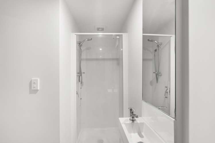 31/17 Bunyan Street Waltham_6