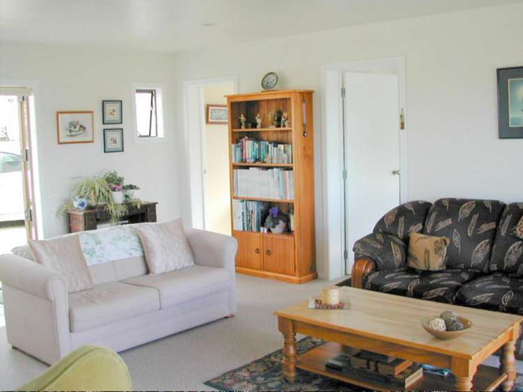 245 Main Sh25 Road Tairua_10