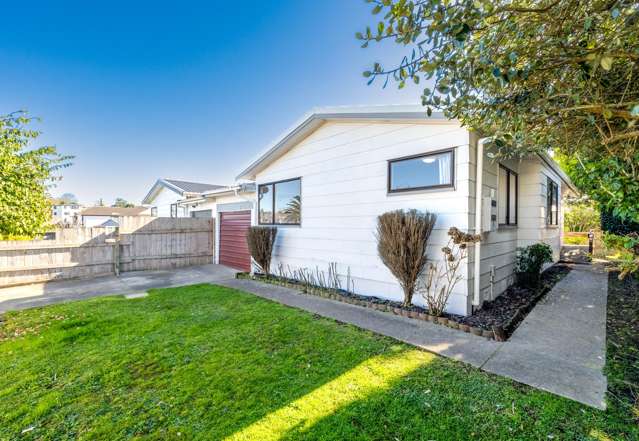 2/102 Elliot Street Howick_3
