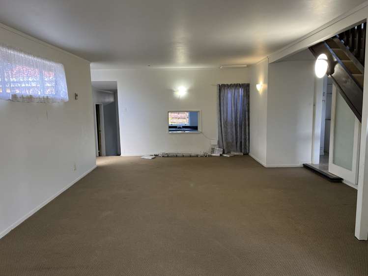 1 Himalaya Crescent Lynfield_4