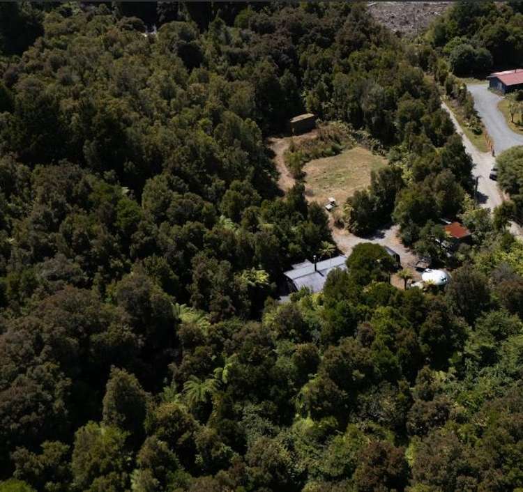 25 Scandinavian Street Hokitika_22