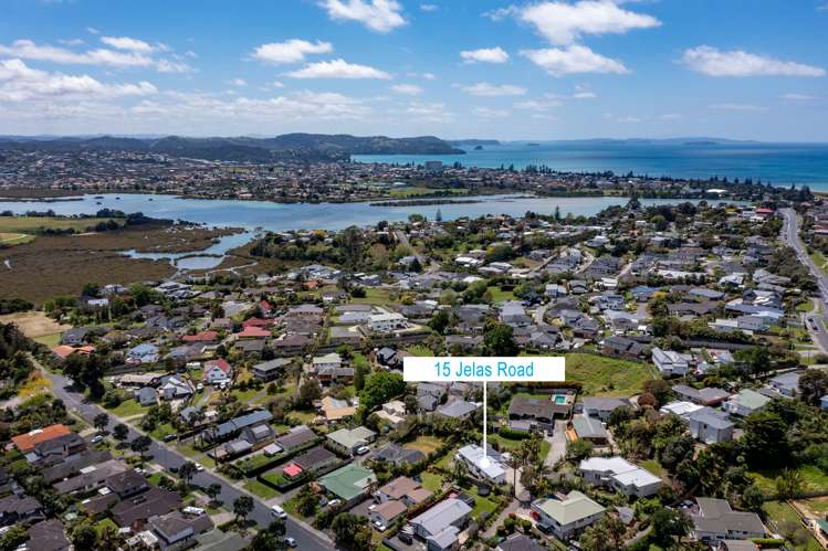 15 Jelas Road Red Beach_2