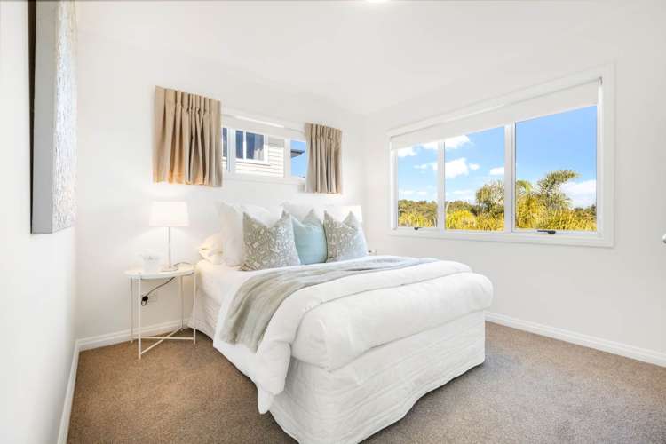 10 Mackay Drive Greenhithe_10