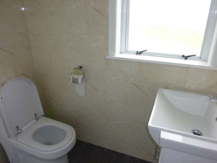 4018 Great North Road Glen Eden_6