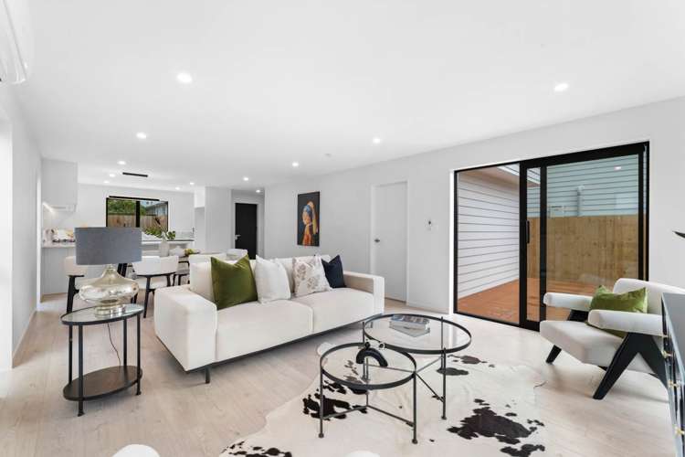 74B Riverpark Crescent_3