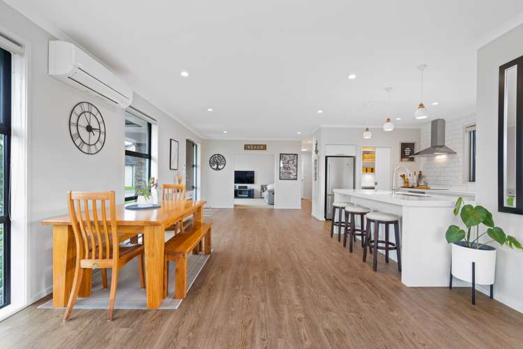 8 Lanyard Place One Tree Point_14