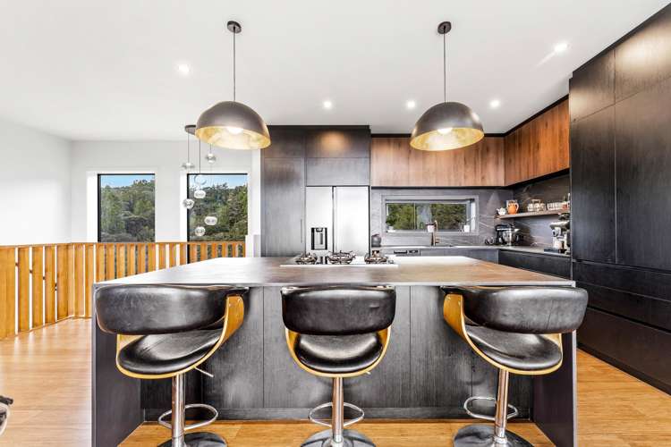 1570 Cove Road Mangawhai_11