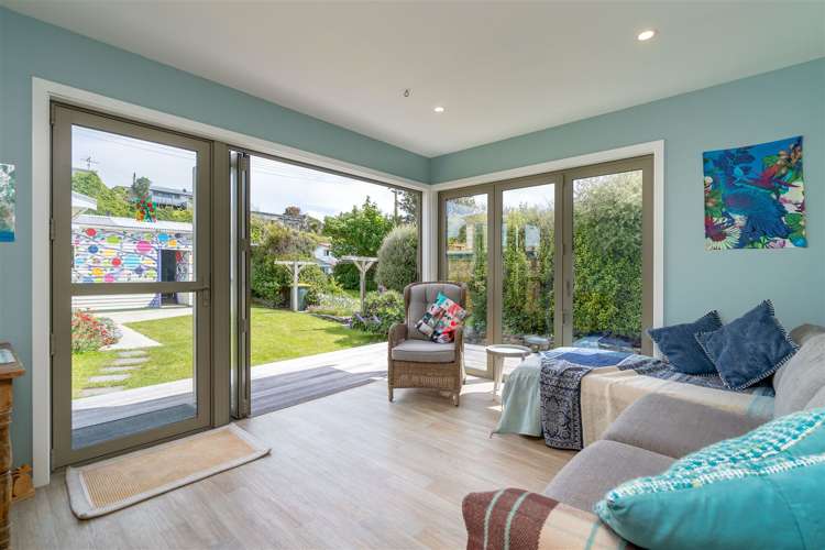 78 Esplanade Kaka Point_11