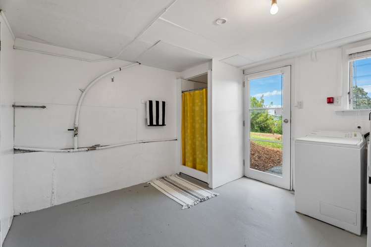 142 Ocean View Road Oneroa_30