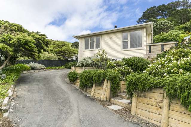 12 Raroa Place Pukerua Bay_1