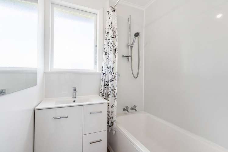 70a Bairds Road Otara_6