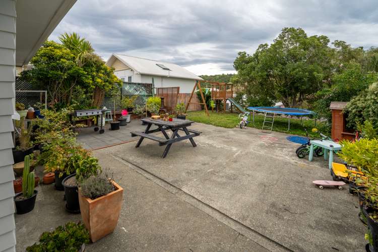 244 Saint Vincent Street Toi Toi_13