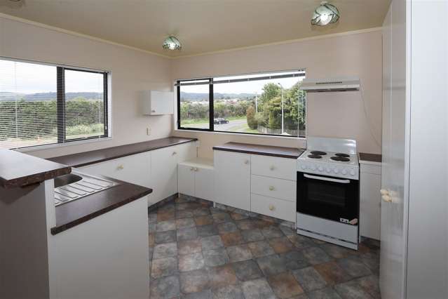 1 Mansfield Road Owhata_3