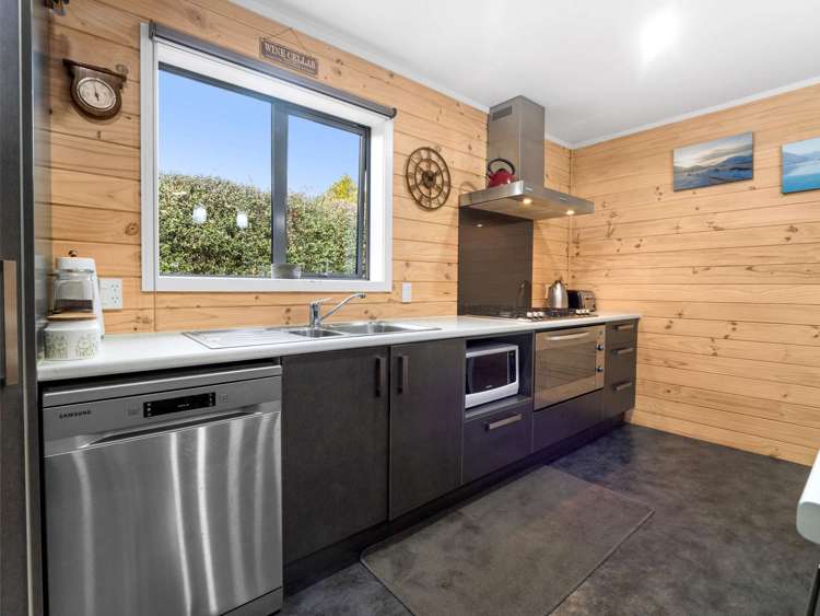 5 Ryton Place Lake Coleridge_6