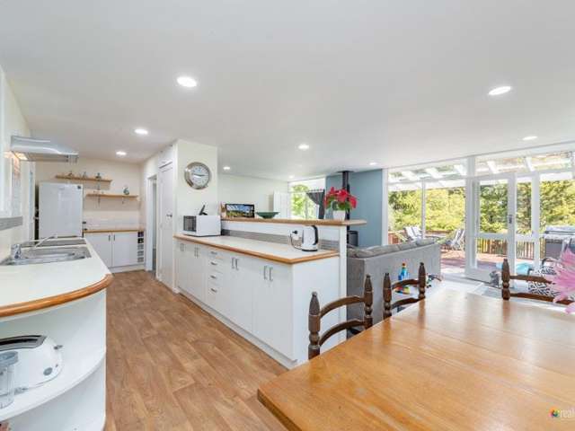 15 Elmslie Road Pinehaven_2