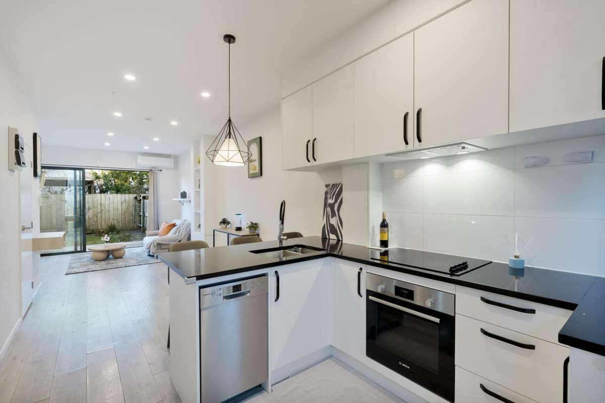 2/46 Te Kanawa Crescent_3