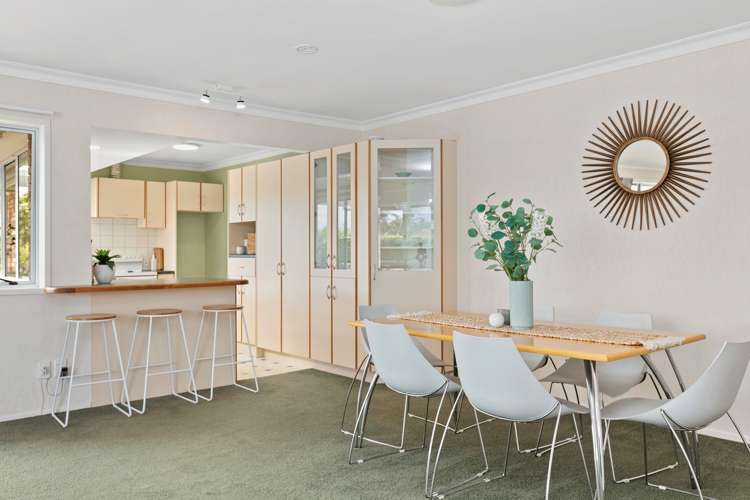 25 Hillcrest Road Otumoetai_8