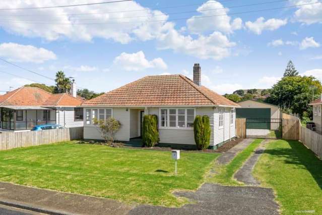 Four Bedroom in Panmure