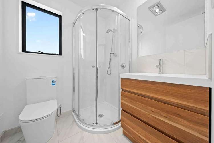 7/112 Moore Street Howick_10