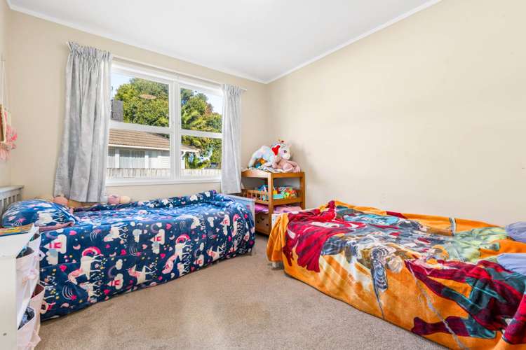 44 & 44A Kelvin Road Papakura_11