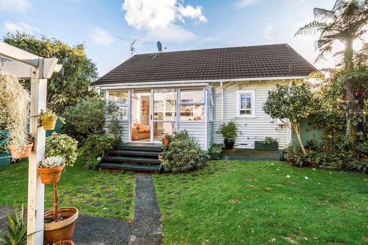 31 Linwood Avenue Mount Albert_14