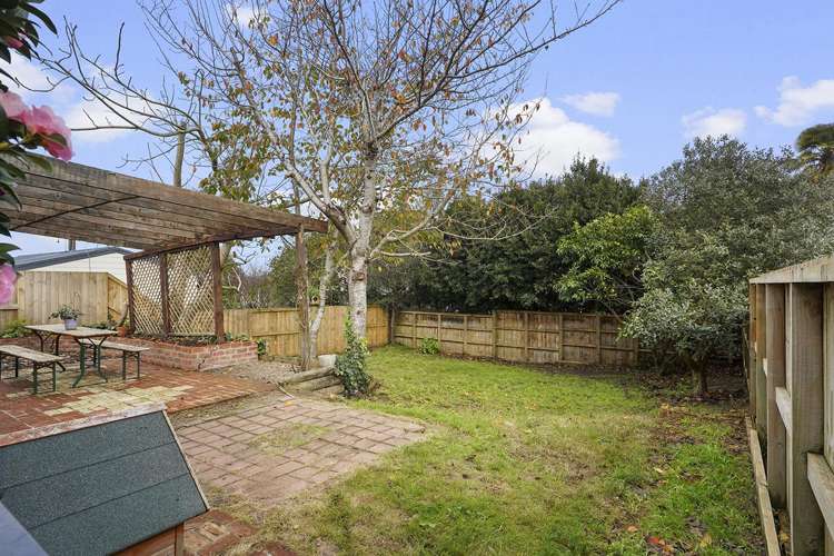 123 Grey Street Hamilton East_17