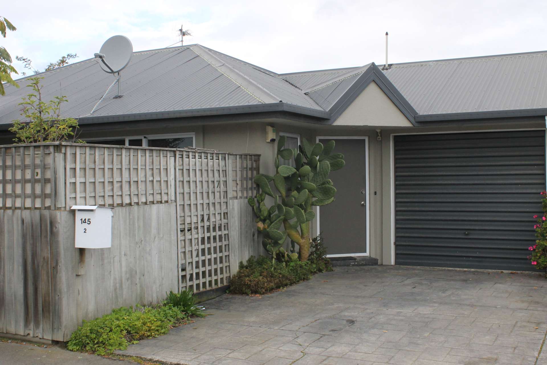 2/145 Clarence Street Riccarton_0