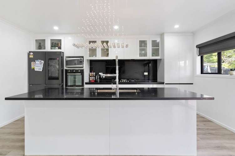 7 Juvena Place_1