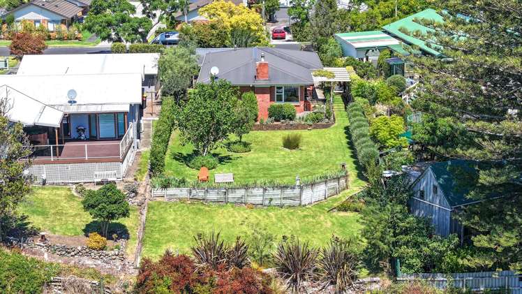 705 Mount Pleasant Road Thames_19